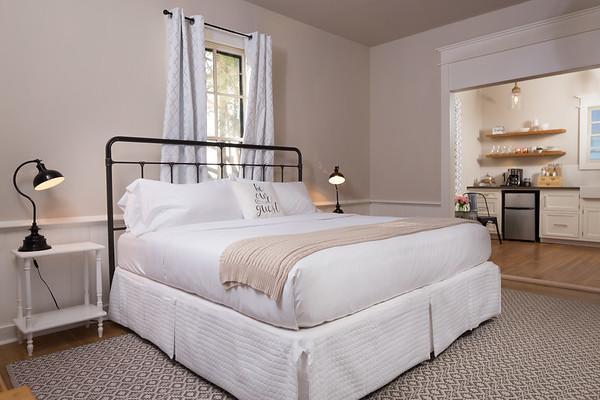 Mustard Seed B&B On The Llano Екстер'єр фото