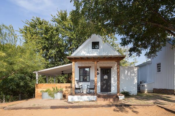 Mustard Seed B&B On The Llano Екстер'єр фото